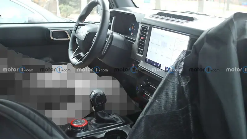 福特Bronco Raptor內飾諜照 配備液晶儀表盤